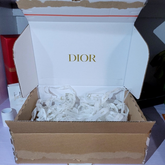 Dior Mesh Makeup Clutch DIOR PRESTIGE LA LOTION Prestige Serum Perfumes - Picture 5 of 6